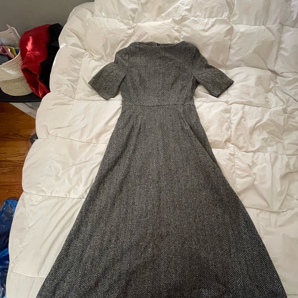 Zara Women’s wool mid length dress